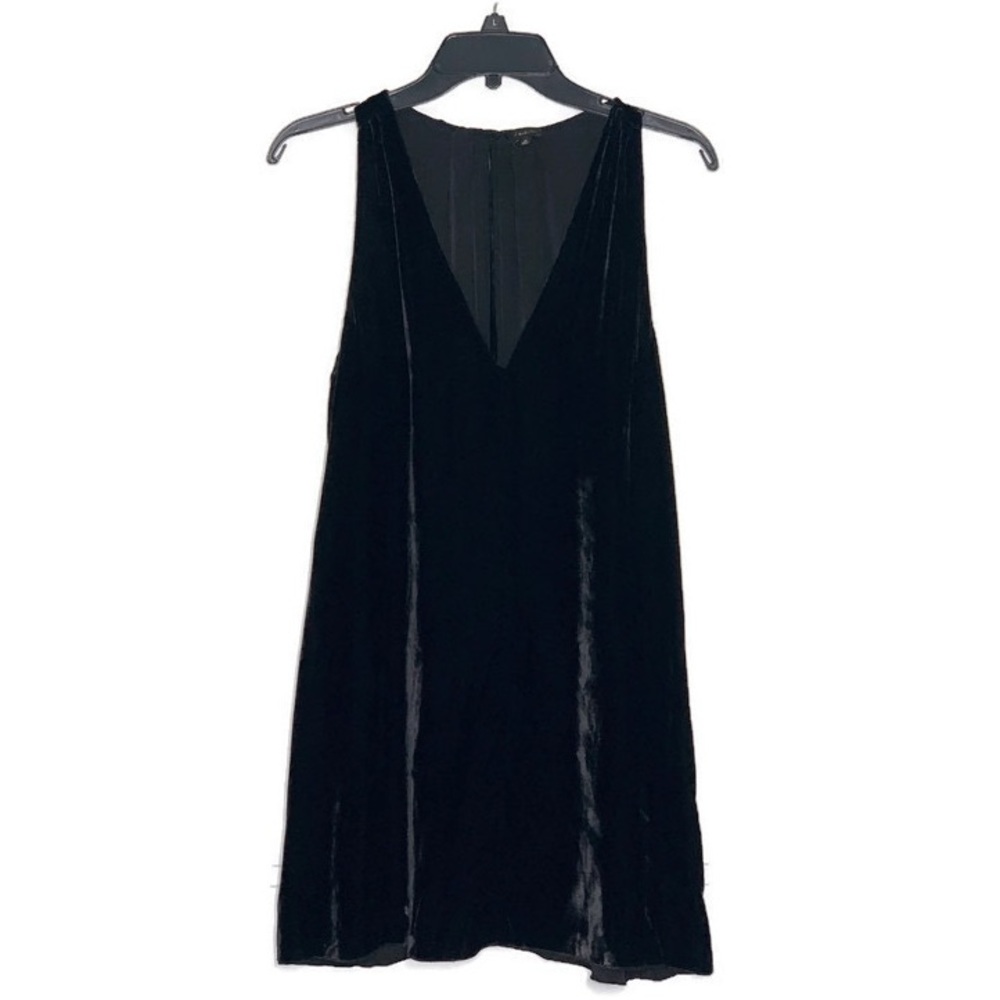 Babaton Velvet Sleeveless Black Blouse Top